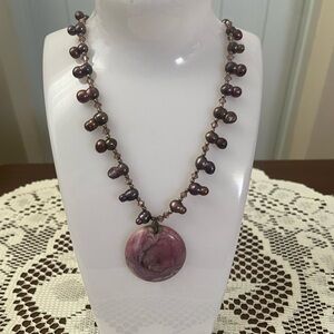Freshwater pearls Necklace with Pendant. Stone-vintage